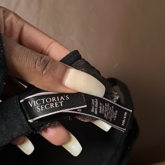 Victoria’s Secret Black bra - Picture 3 of 3